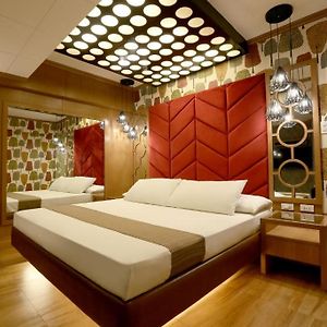 Hotel Ava Gil Puyat